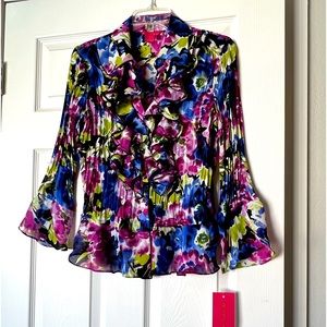 NWT. Sunny Leigh Ruffle, 3/4 Sleeve, blue/multi-colored Blouse. Size Medium.